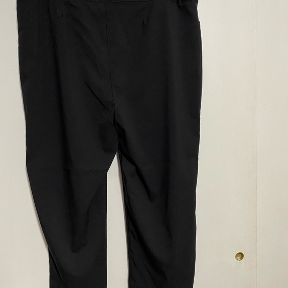 Weekend By Chico’s Capri Size 1 - Picture 2 of 8